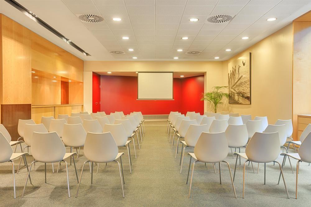 Four Points By Sheraton Barcelona Diagonal Екстериор снимка