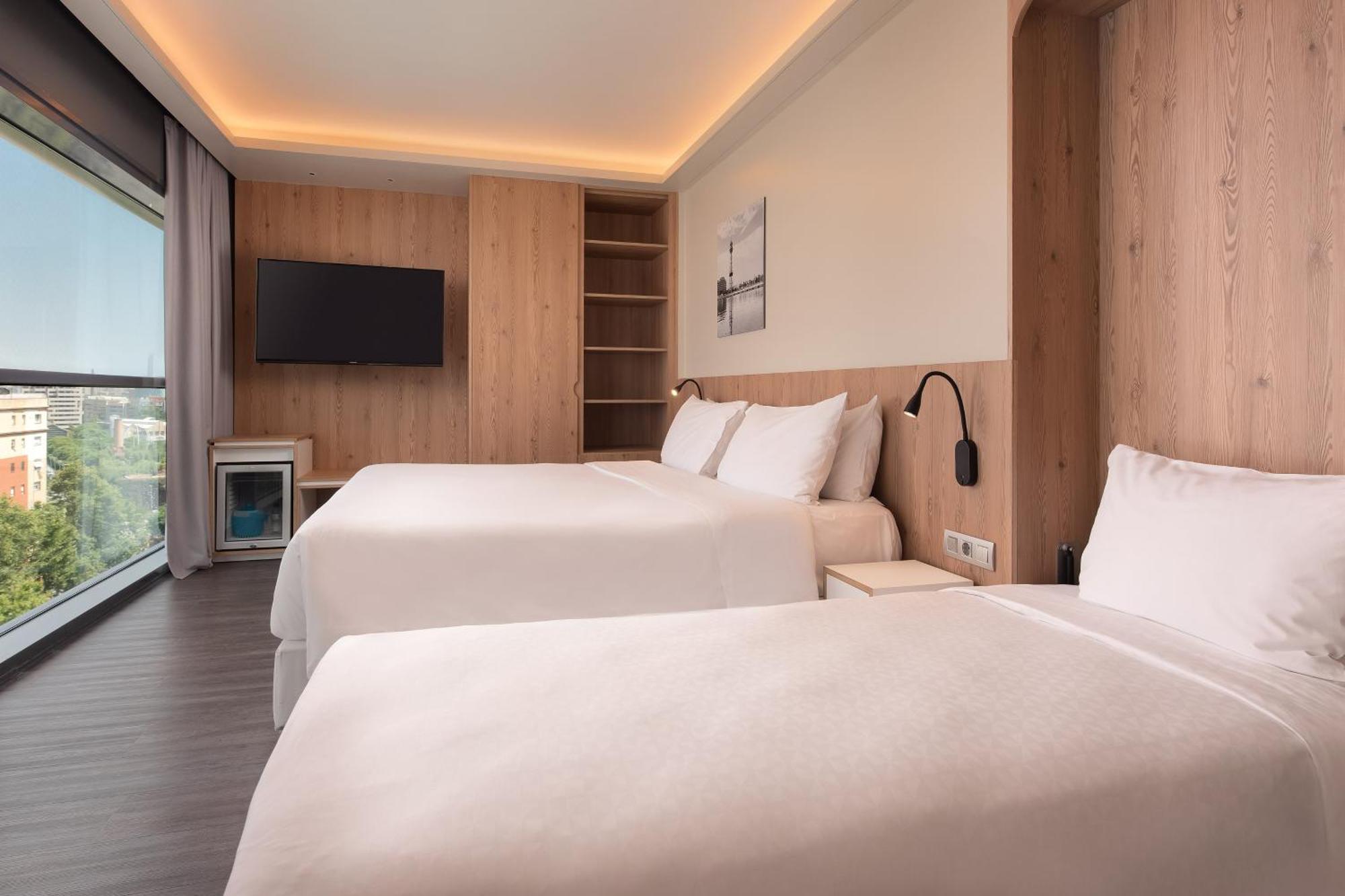 Four Points By Sheraton Barcelona Diagonal Екстериор снимка