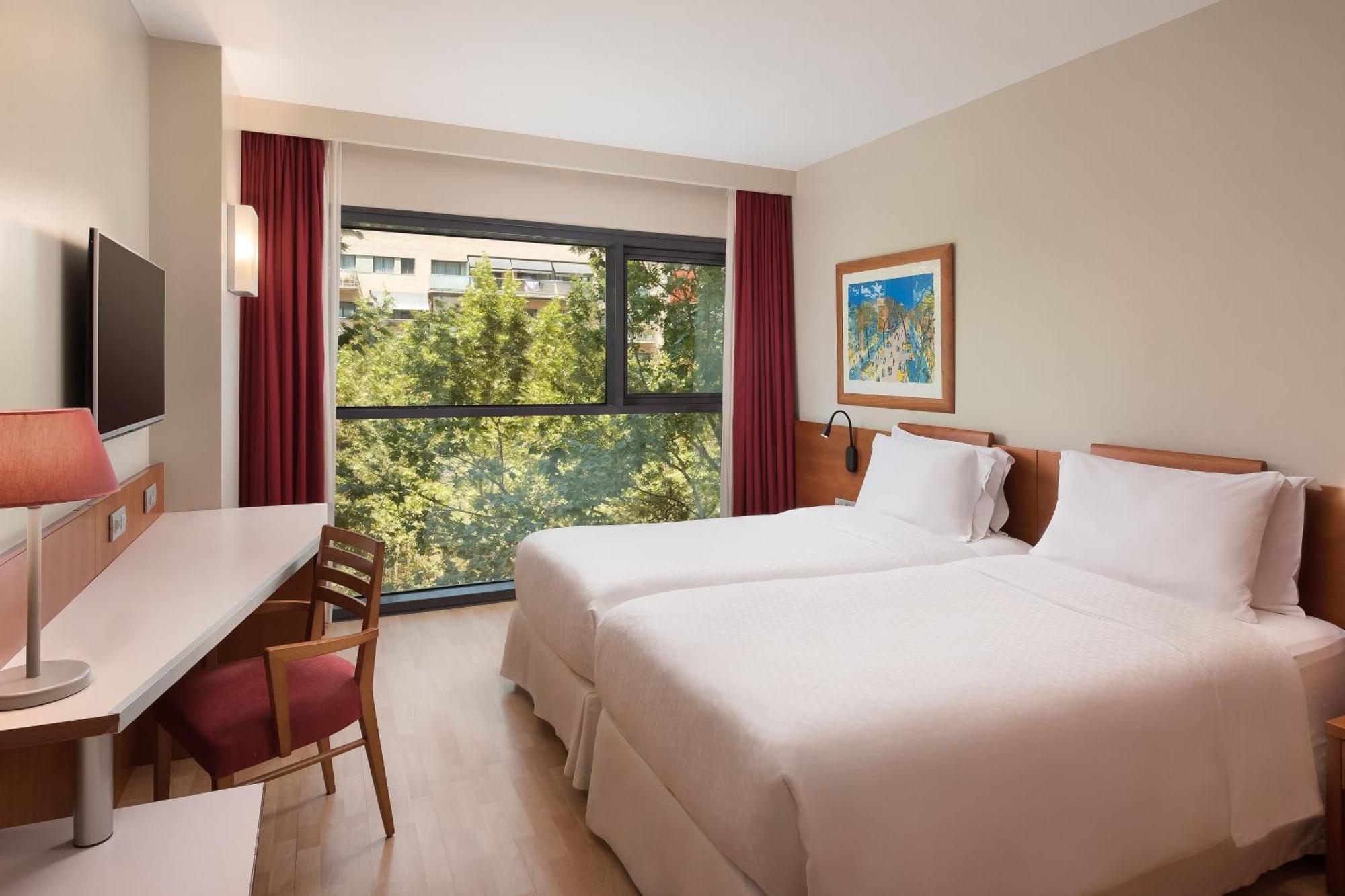 Four Points By Sheraton Barcelona Diagonal Екстериор снимка