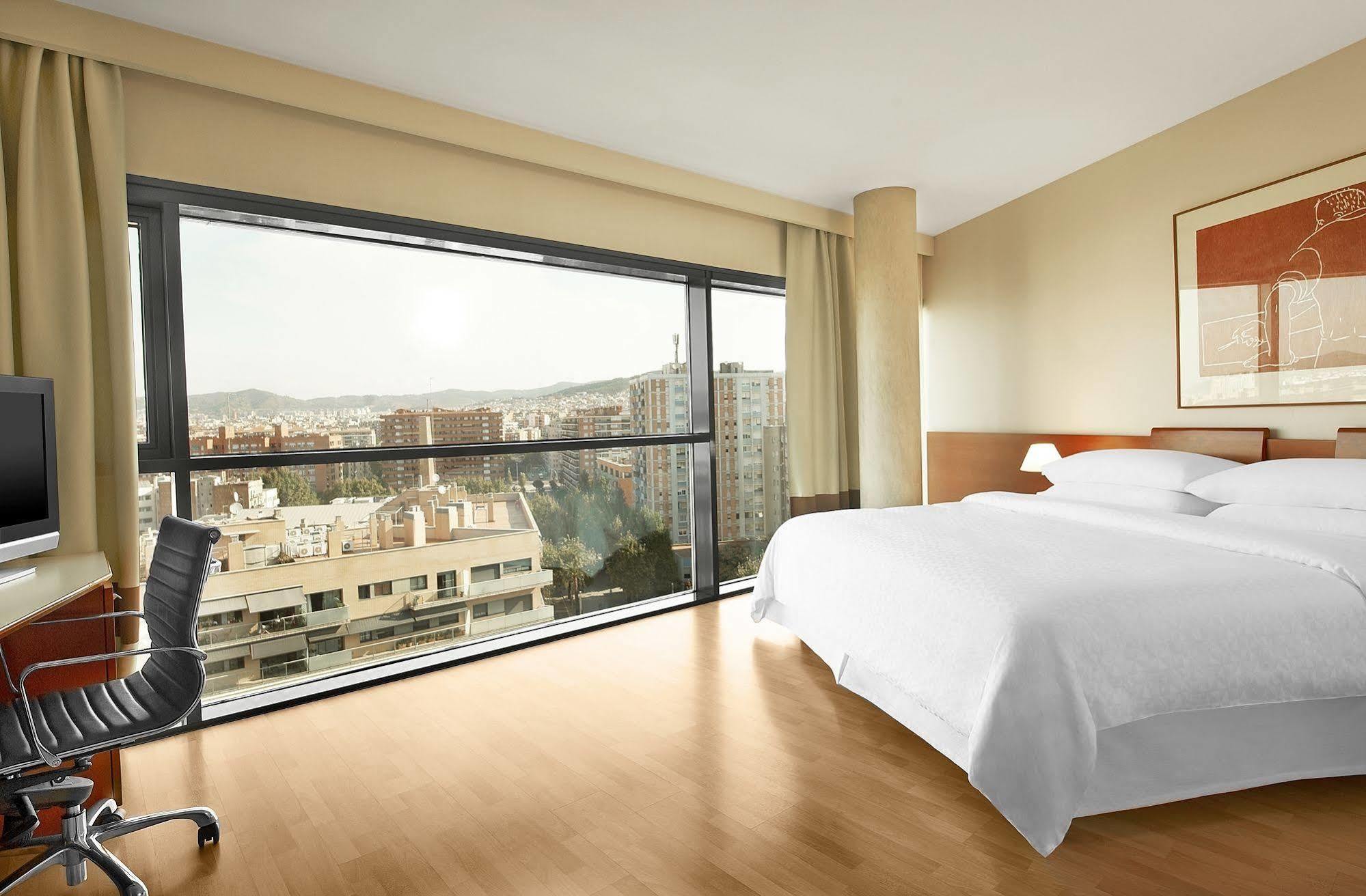 Four Points By Sheraton Barcelona Diagonal Екстериор снимка