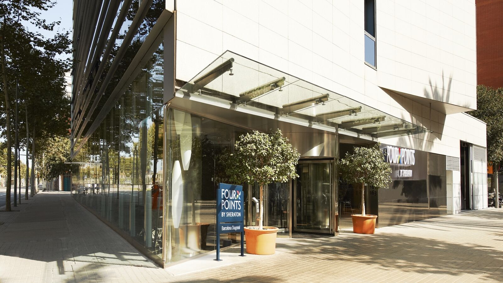 Four Points By Sheraton Barcelona Diagonal Екстериор снимка